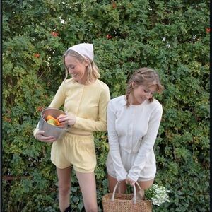 The Winnie top size L in cream